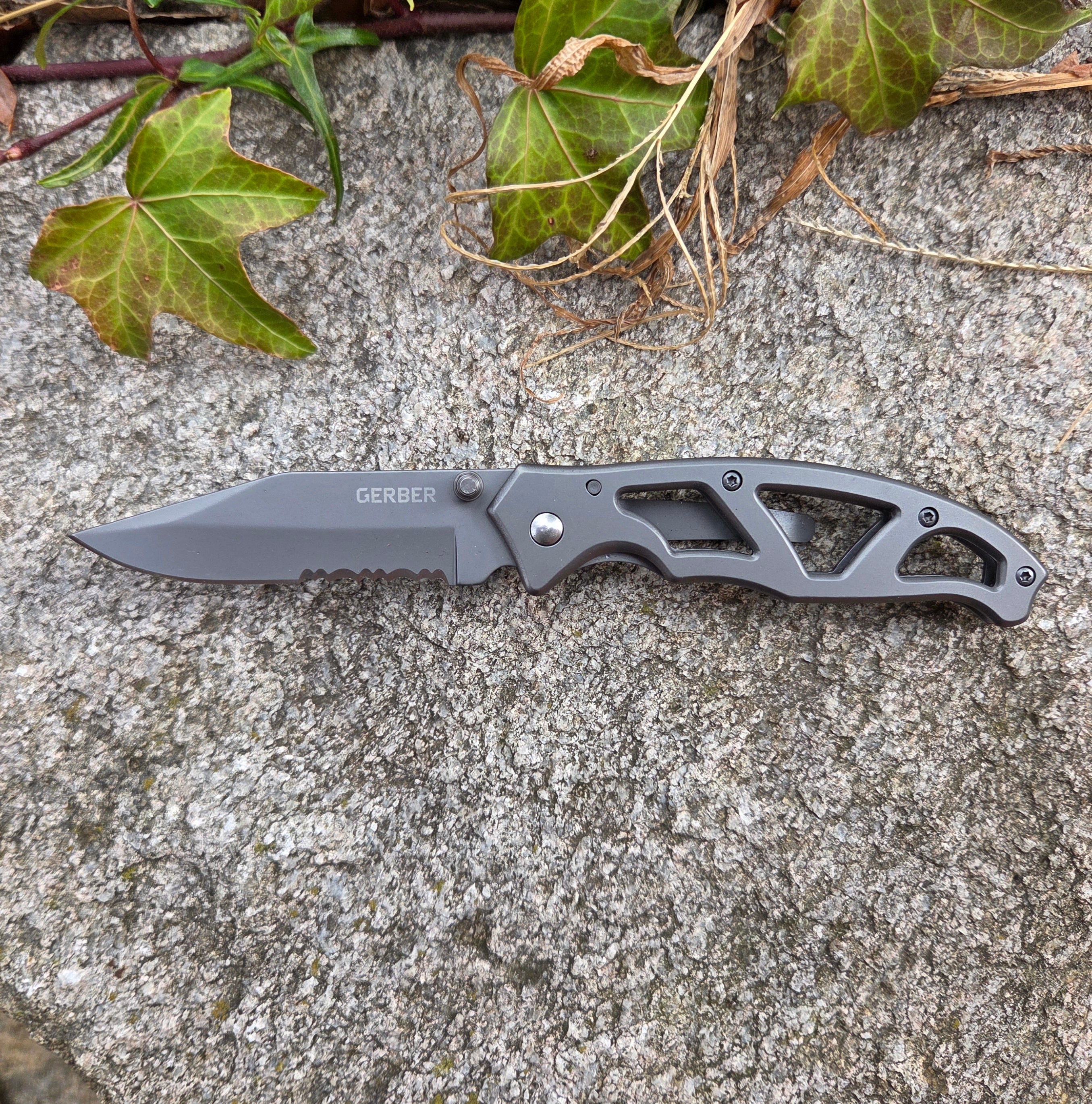 Gerber Paraframe Knife